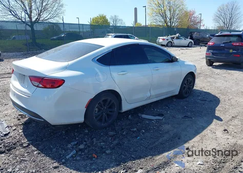 2016 Chrysler 200 Limited z USA, uszkodzony, nr VIN 1C3CCCAB9GN133041